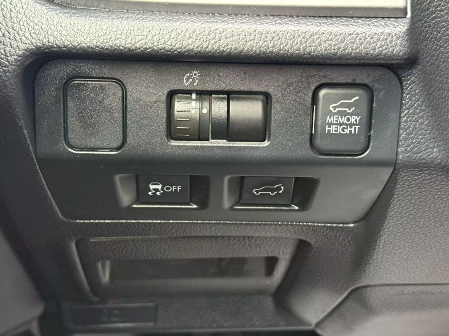 2015 Subaru Forester - Image 44