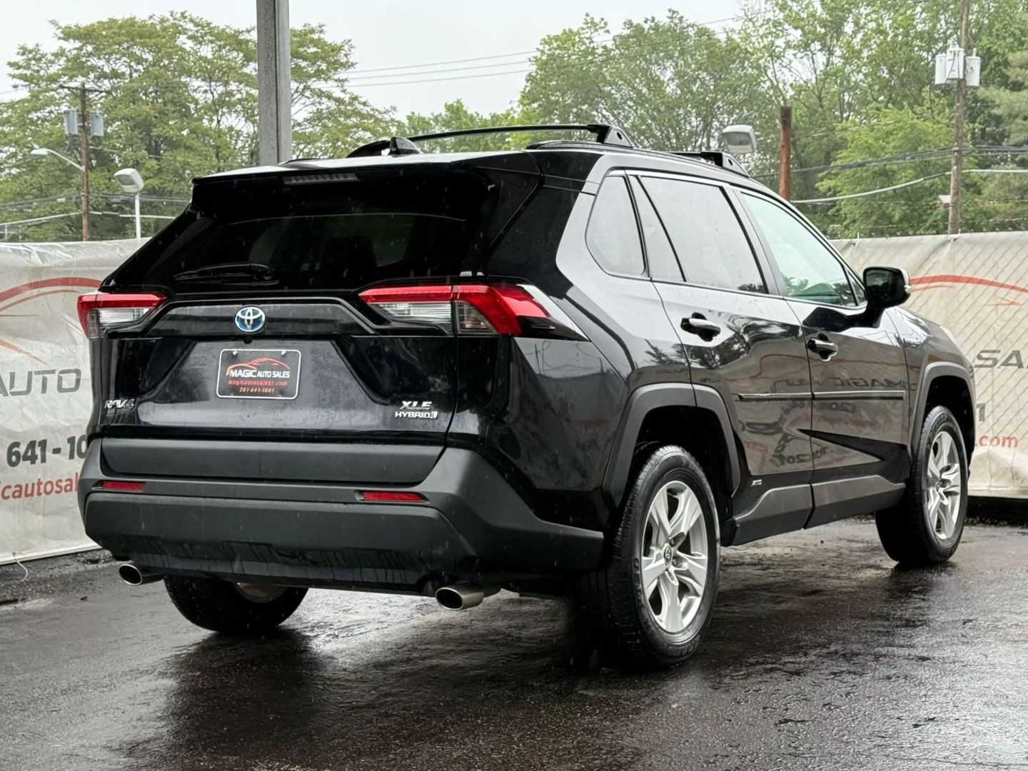 2021 Toyota Rav4 Hybrid - Image 8