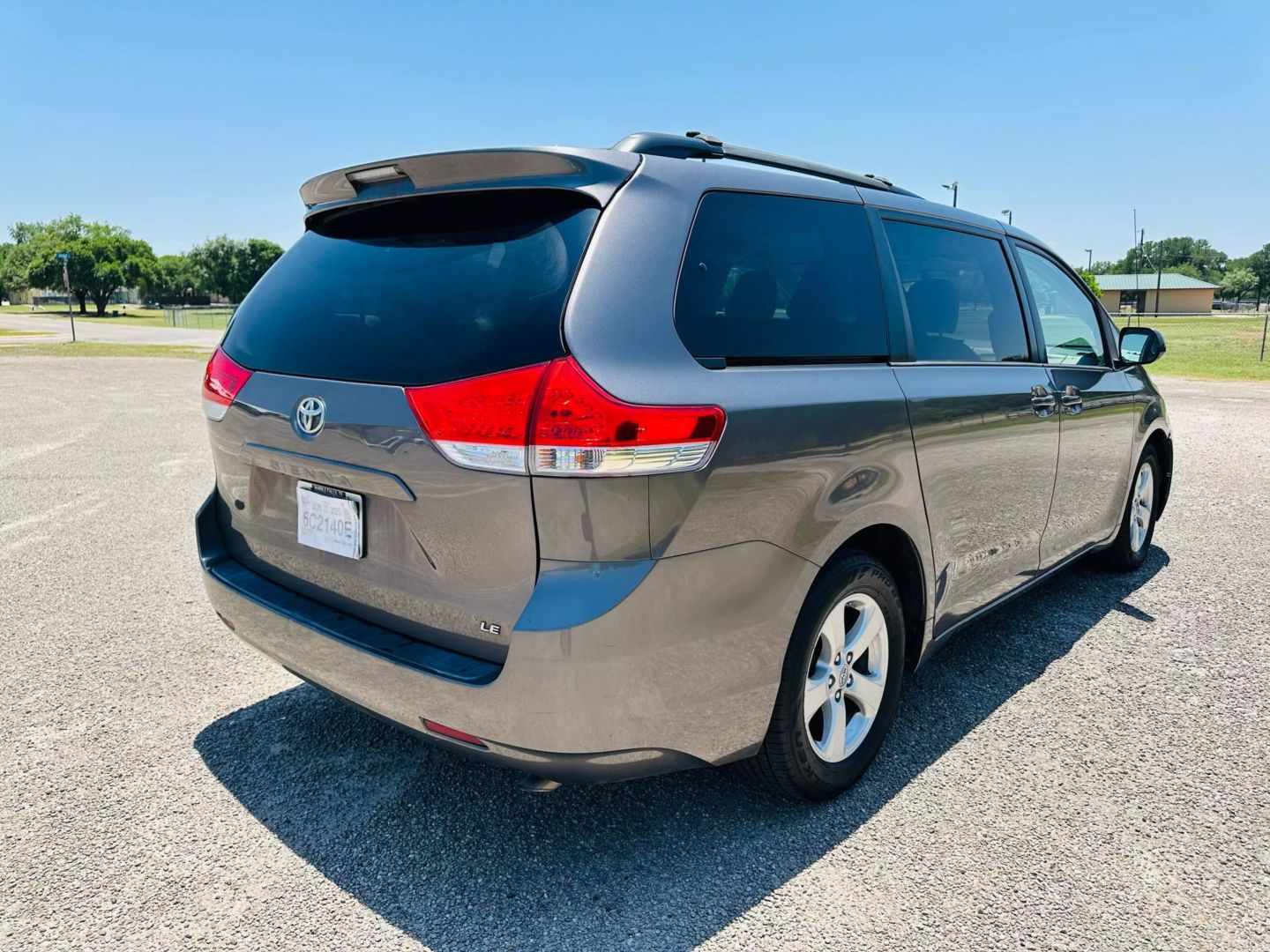 2014 Toyota Sienna - Image 6