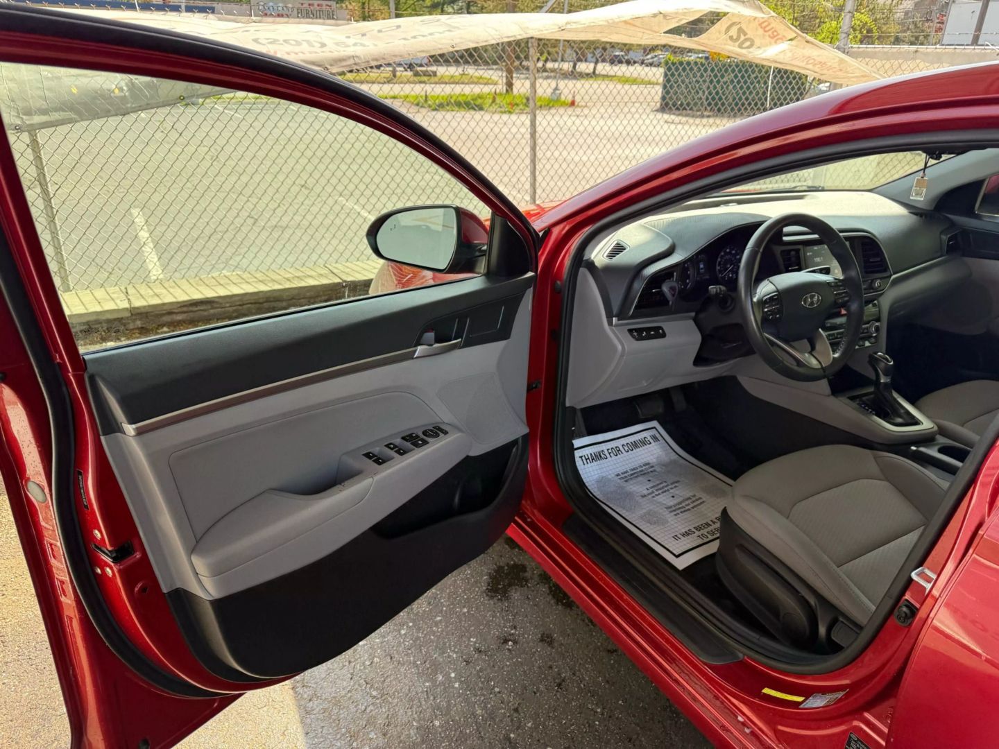 2019 Hyundai Elantra - Image 14