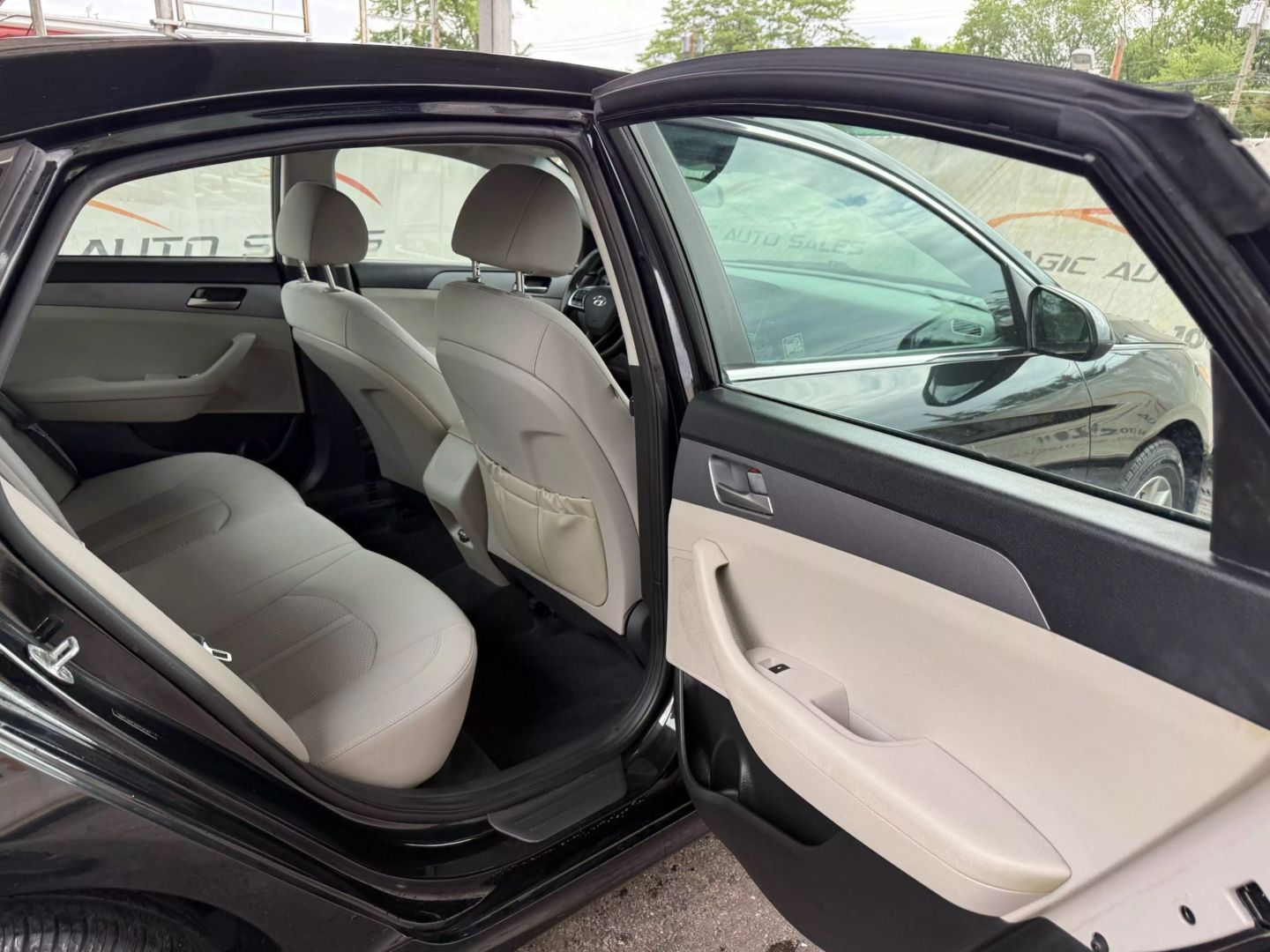 2019 Hyundai Sonata - Image 21