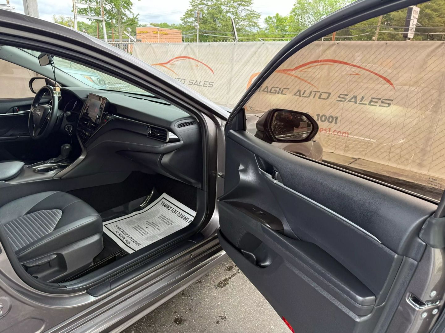 2022 Toyota Camry - Image 24