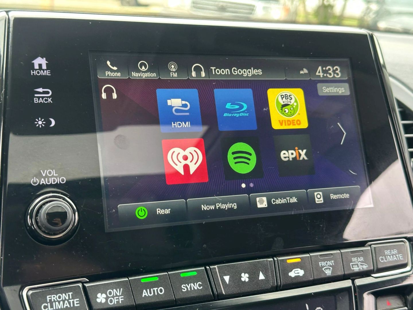 2018 Honda Odyssey - Image 40