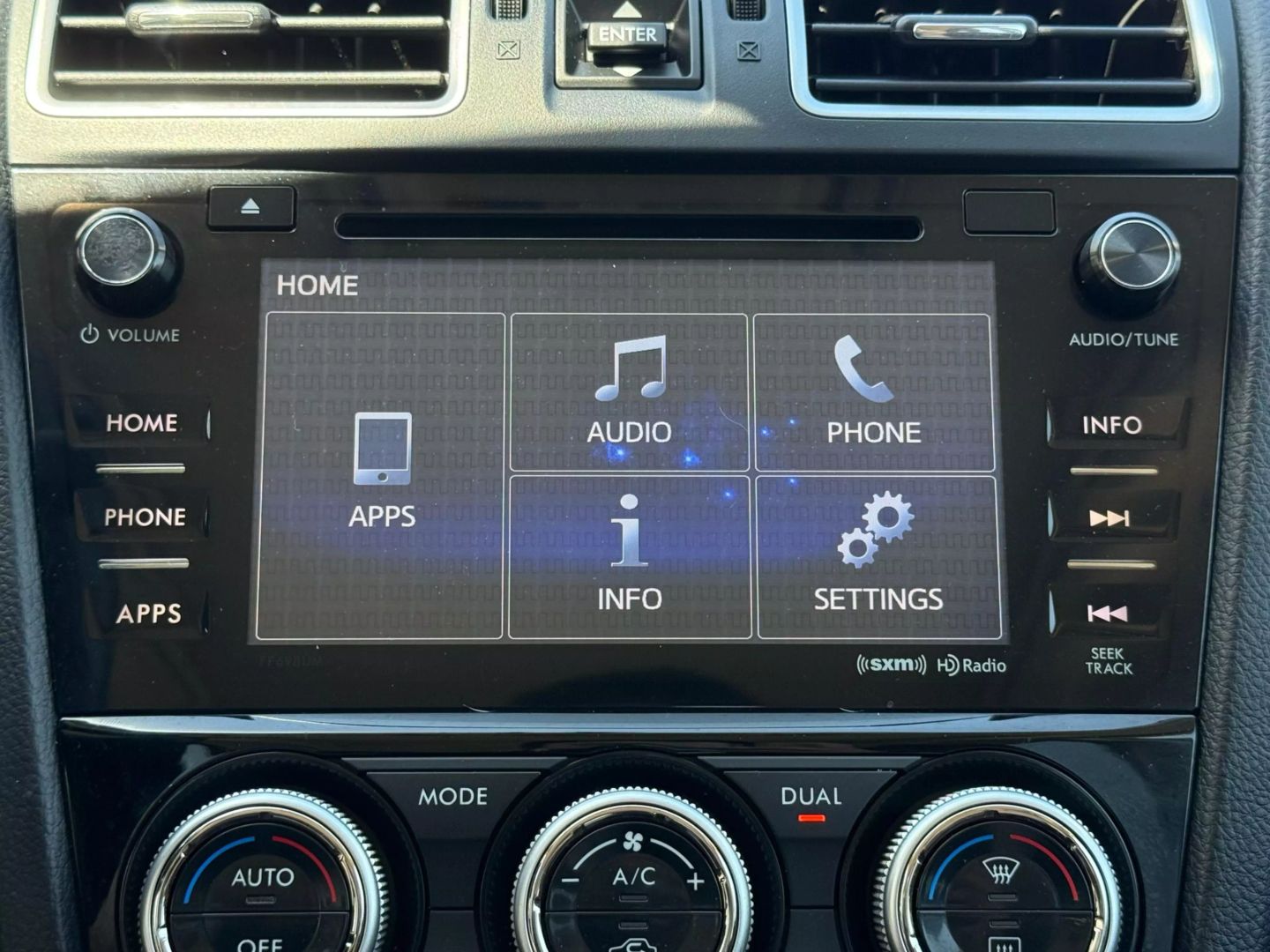 2017 Subaru Forester - Image 36