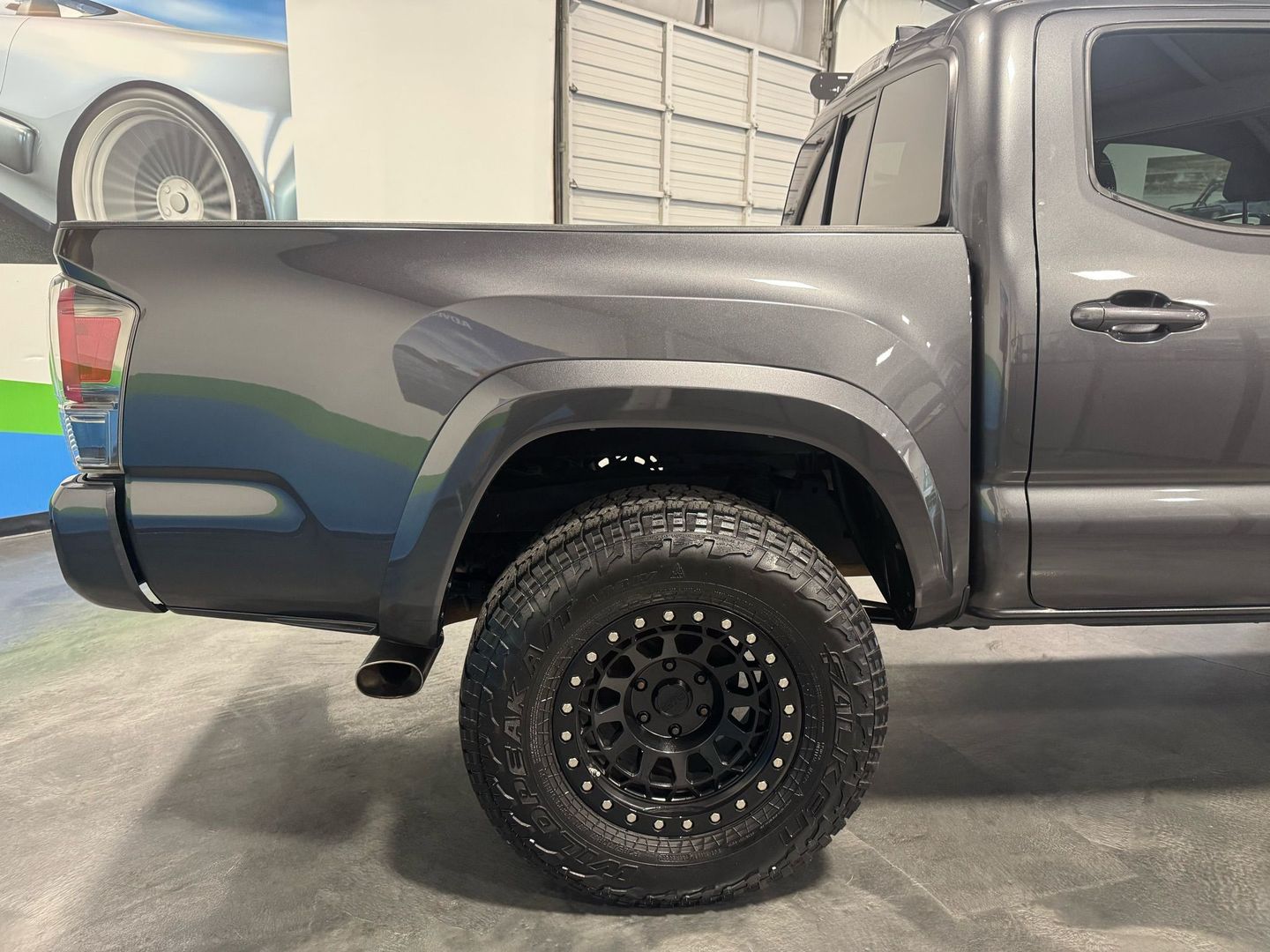 2016 Toyota Tacoma Double Cab Limited Pickup 4d 5 Ft - Image 18