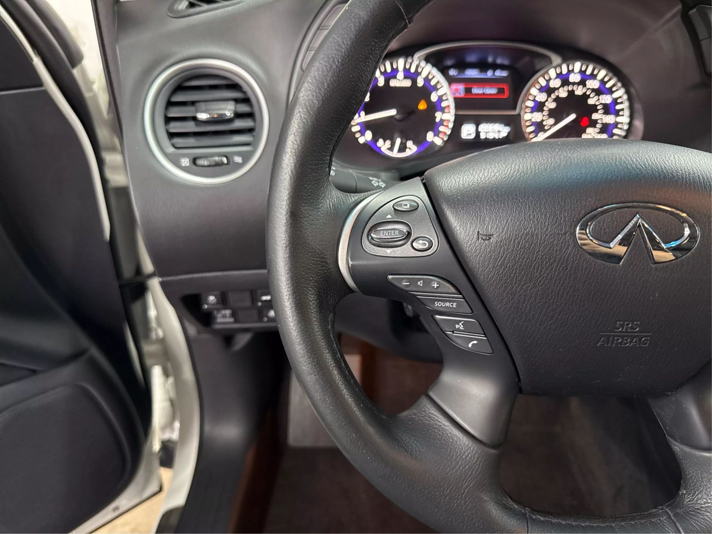2015 Infiniti Qx60 - Image 25