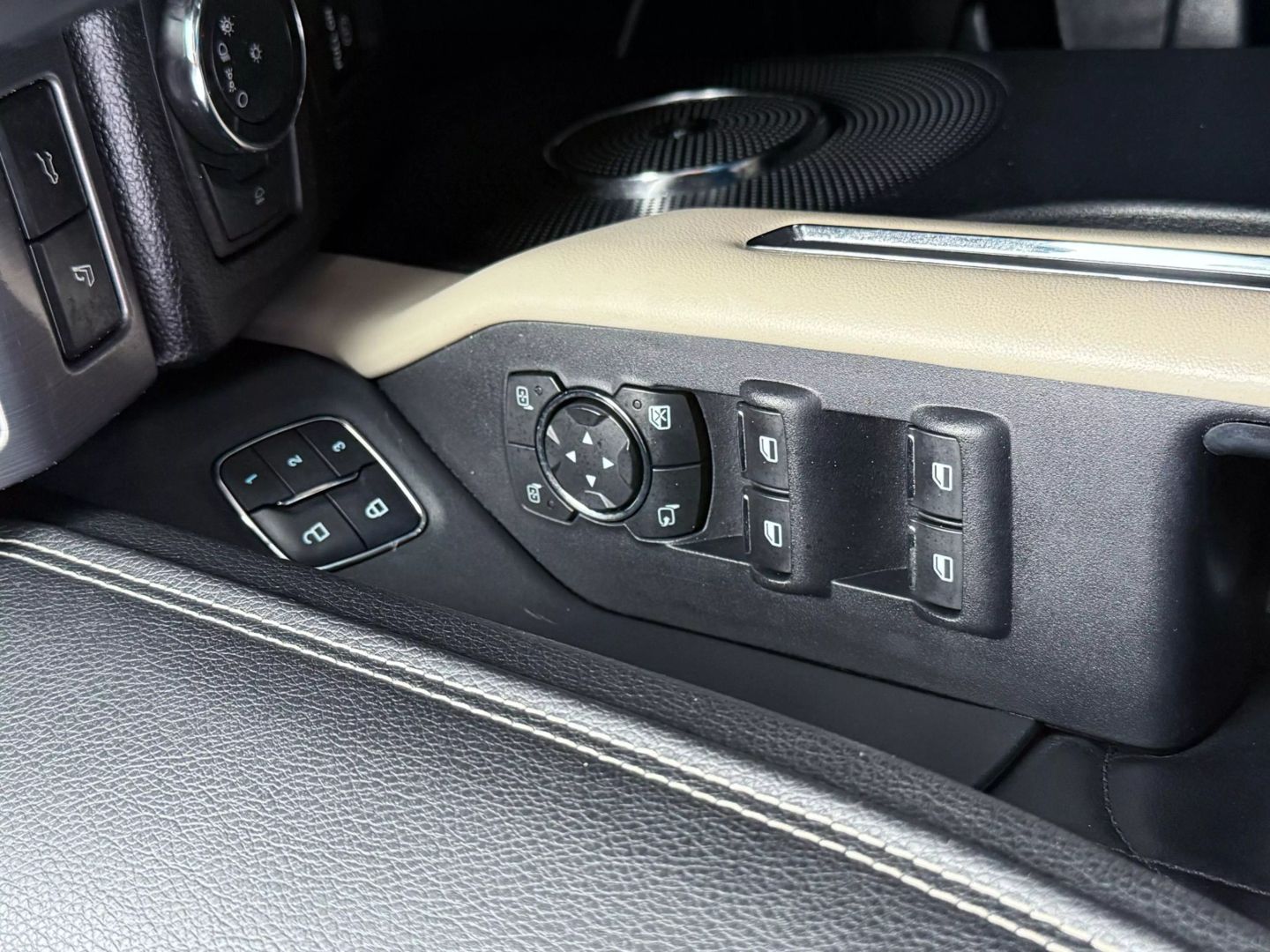 2018 Ford Expedition Max - Image 56