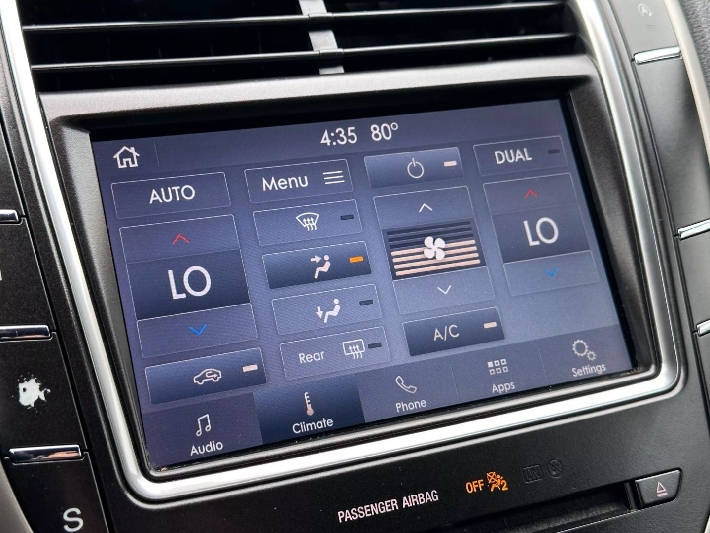 2019 Lincoln Nautilus - Image 31