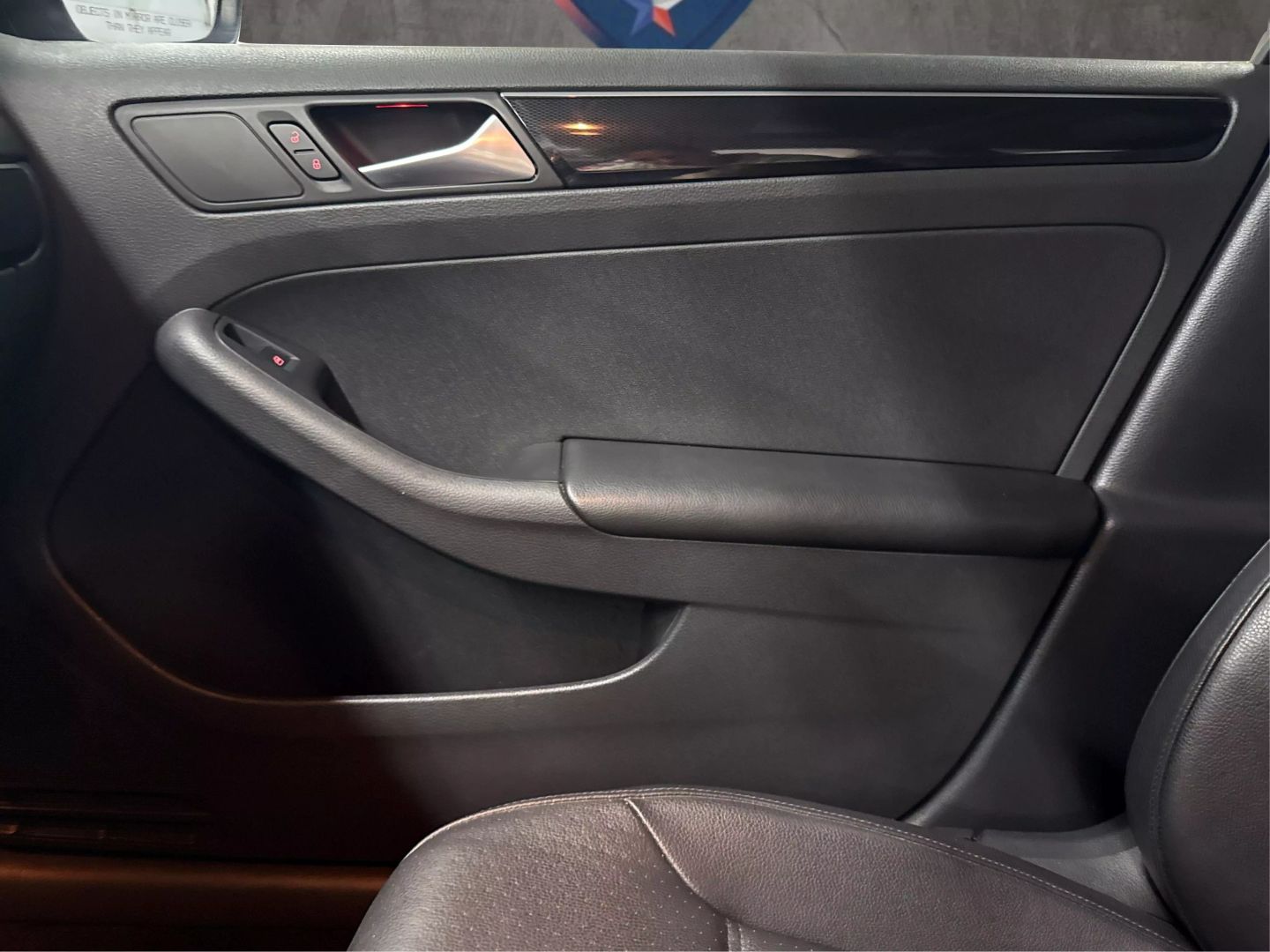 2016 Volkswagen Jetta - Image 40