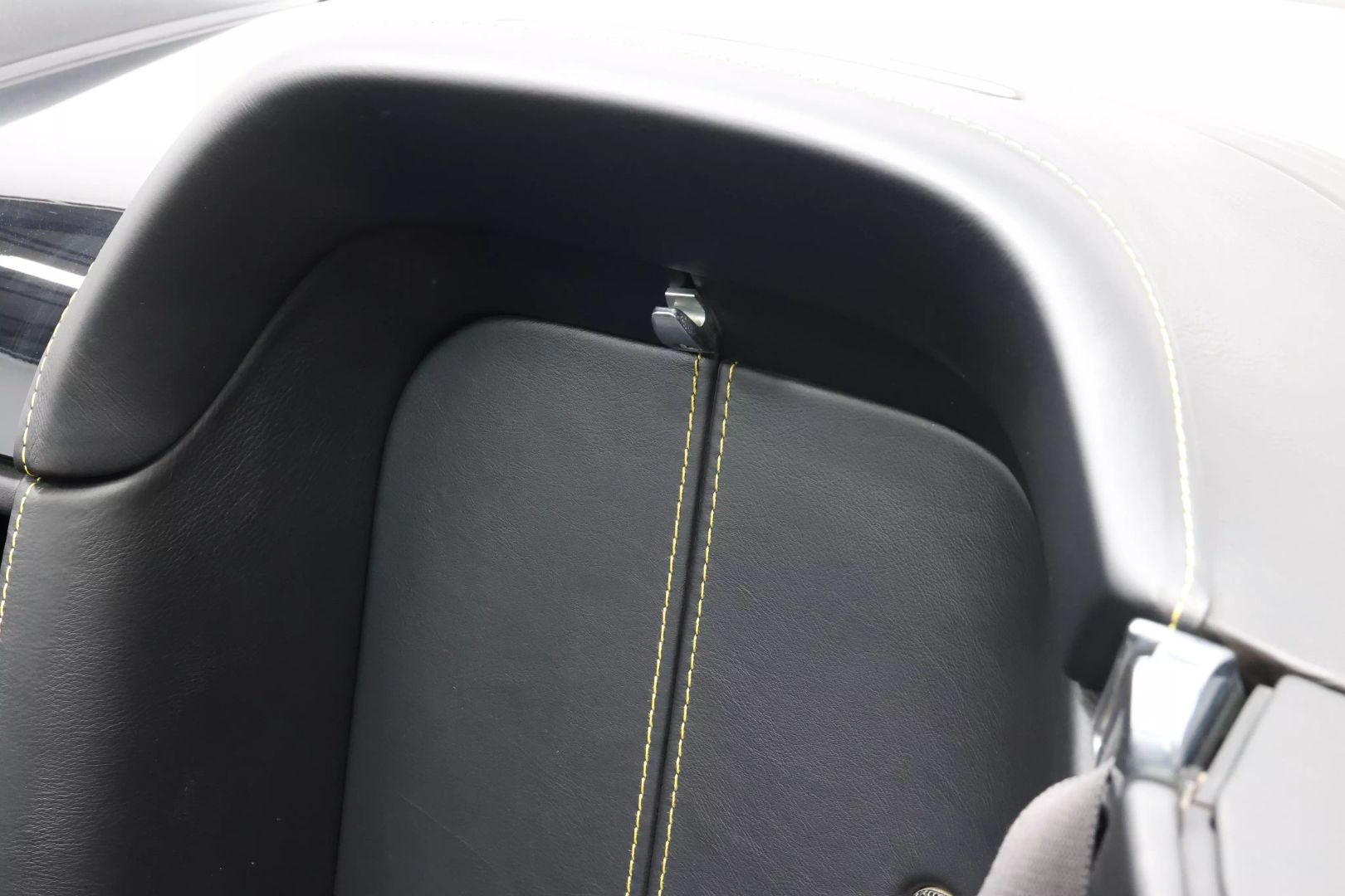 2008 Aston Martin Vantage - Image 44