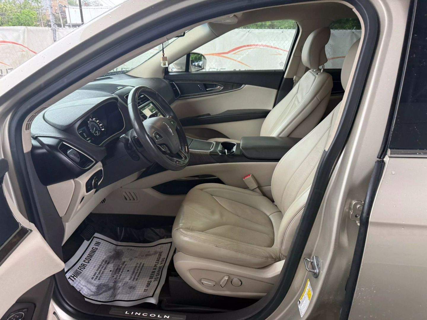 2017 Lincoln Mkx - Image 15
