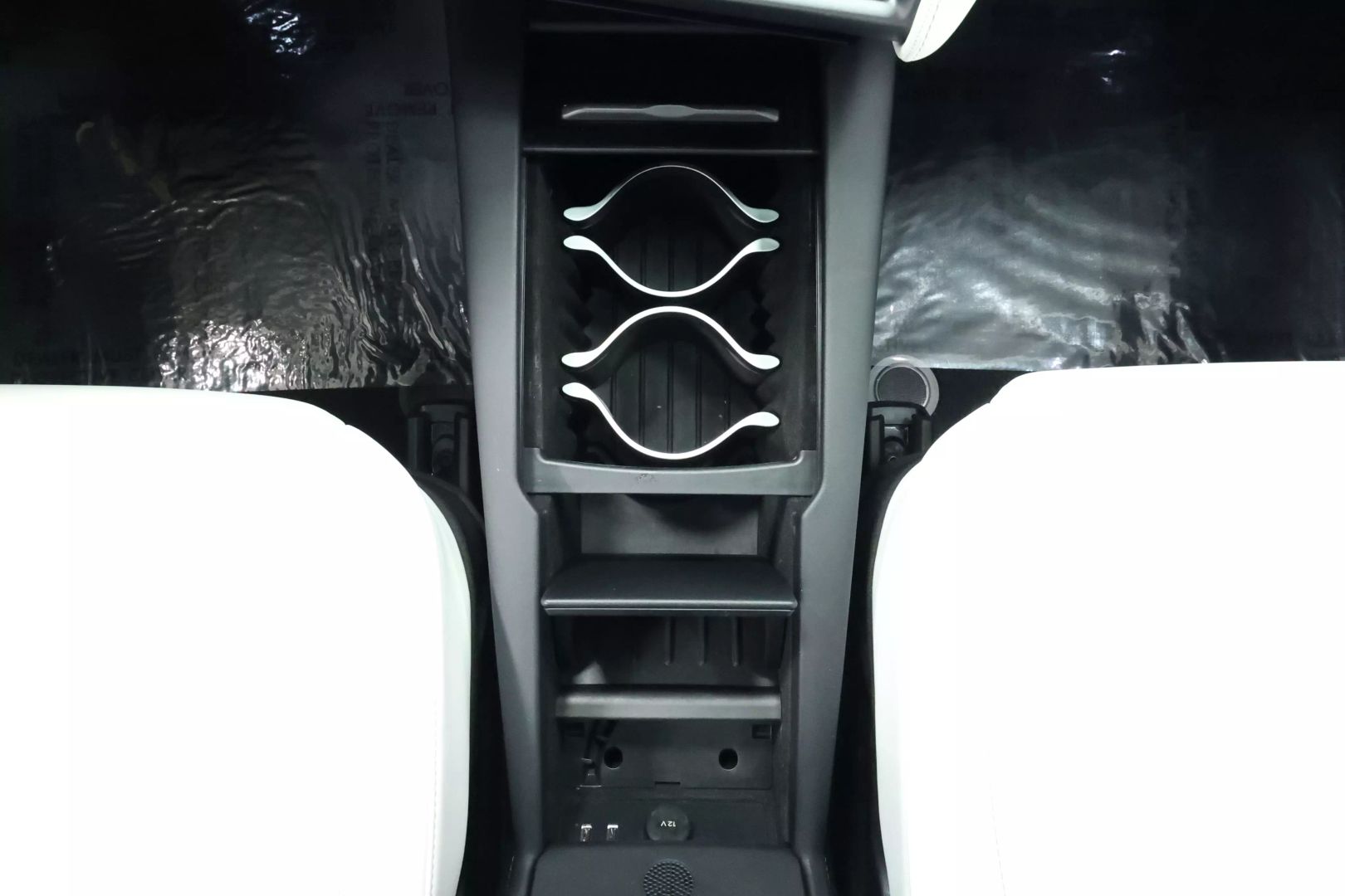 2020 Tesla Model X - Image 39