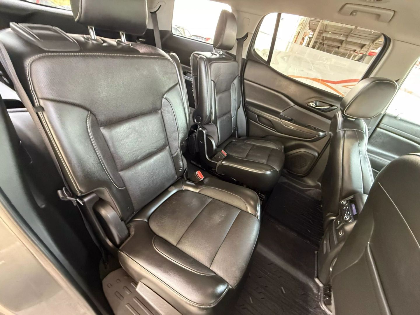 2019 Gmc Acadia - Image 25