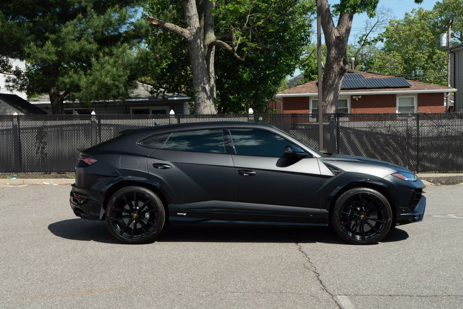 2024 Lamborghini Urus - Image 17