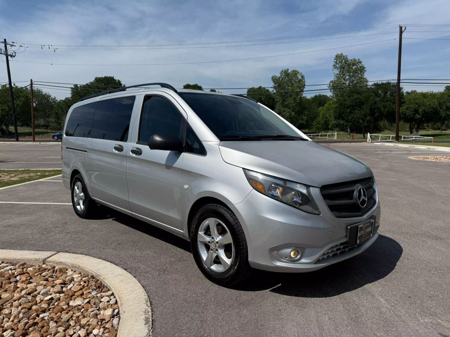 2016 Mercedes-benz Metris Passenger - Image 1