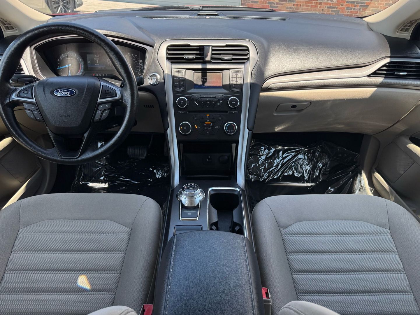 2017 Ford Fusion - Image 20
