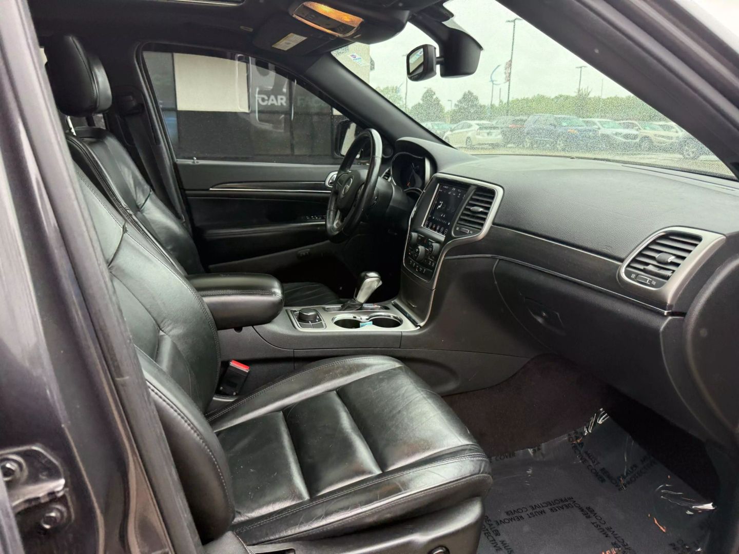 2018 Jeep Grand Cherokee - Image 27
