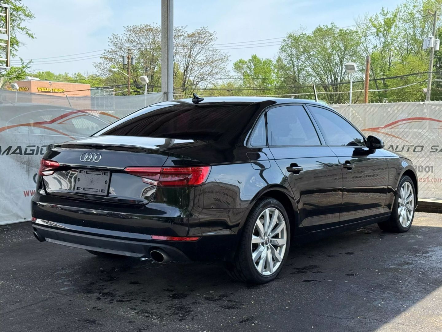 2017 Audi A4 - Image 11