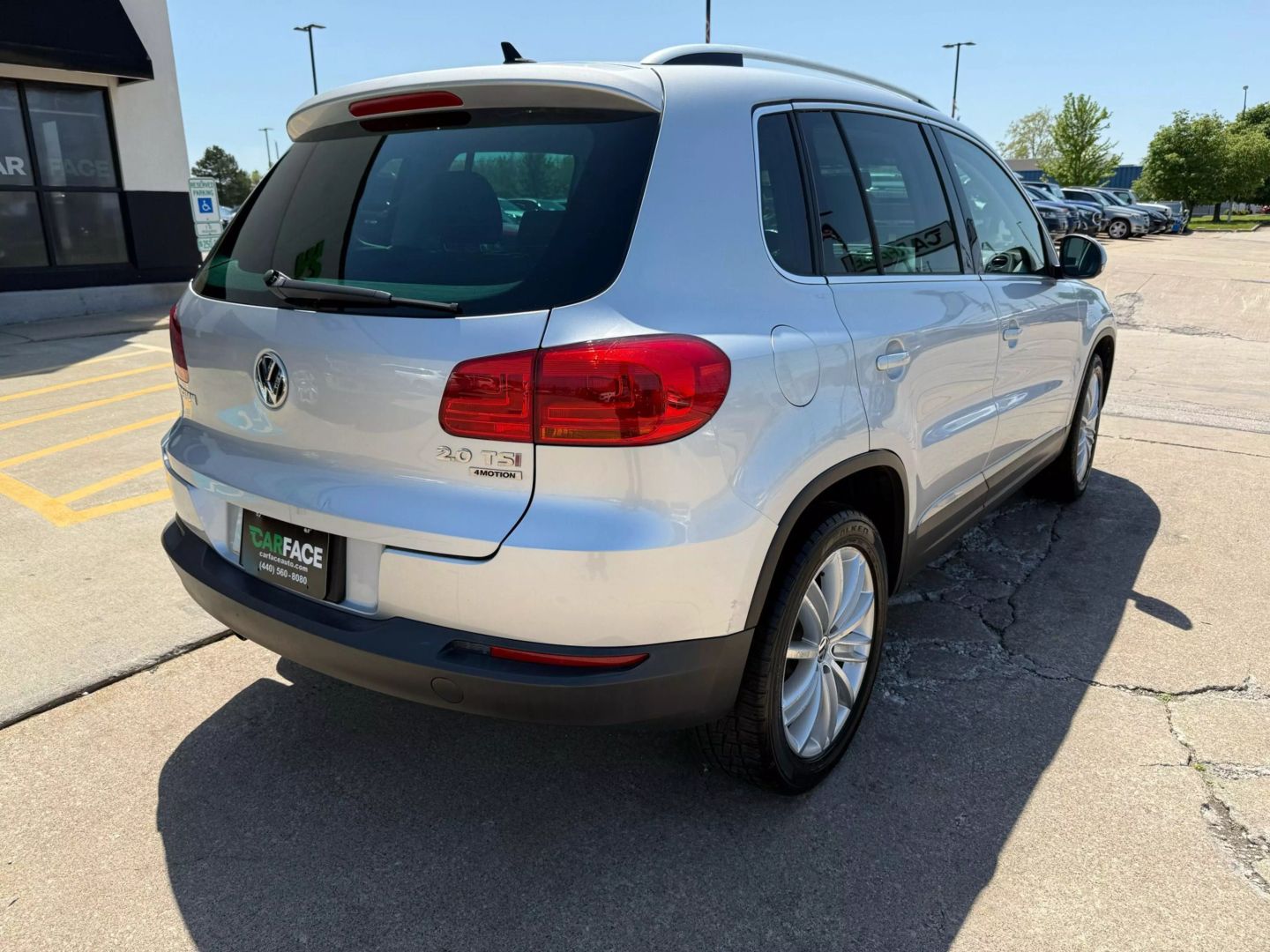 2013 Volkswagen Tiguan - Image 15