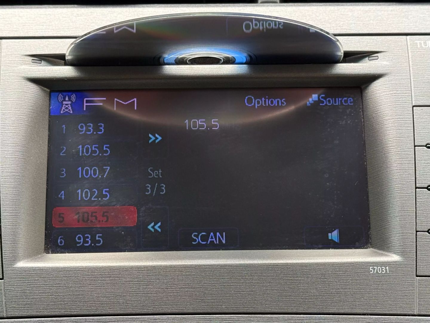 2015 Toyota Prius - Image 31