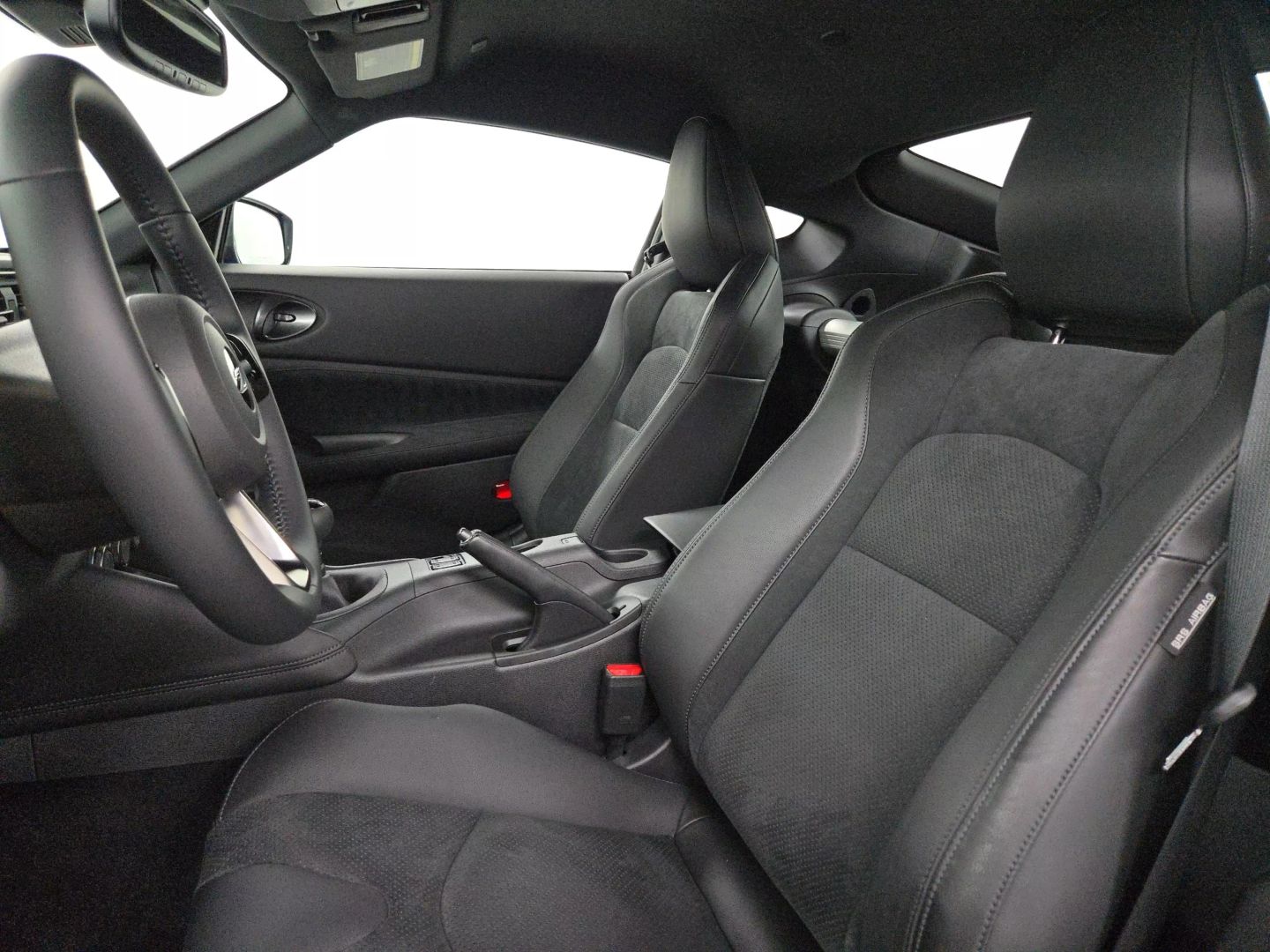 2024 Nissan Z - Image 18
