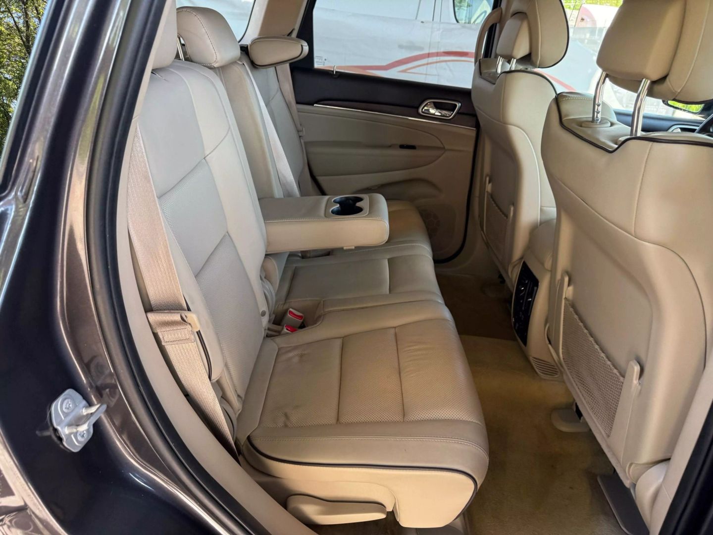 2018 Jeep Grand Cherokee - Image 22