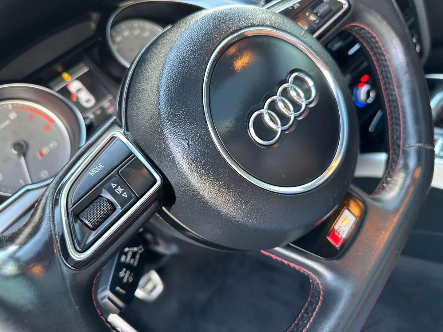 2014 Audi S5 - Image 37