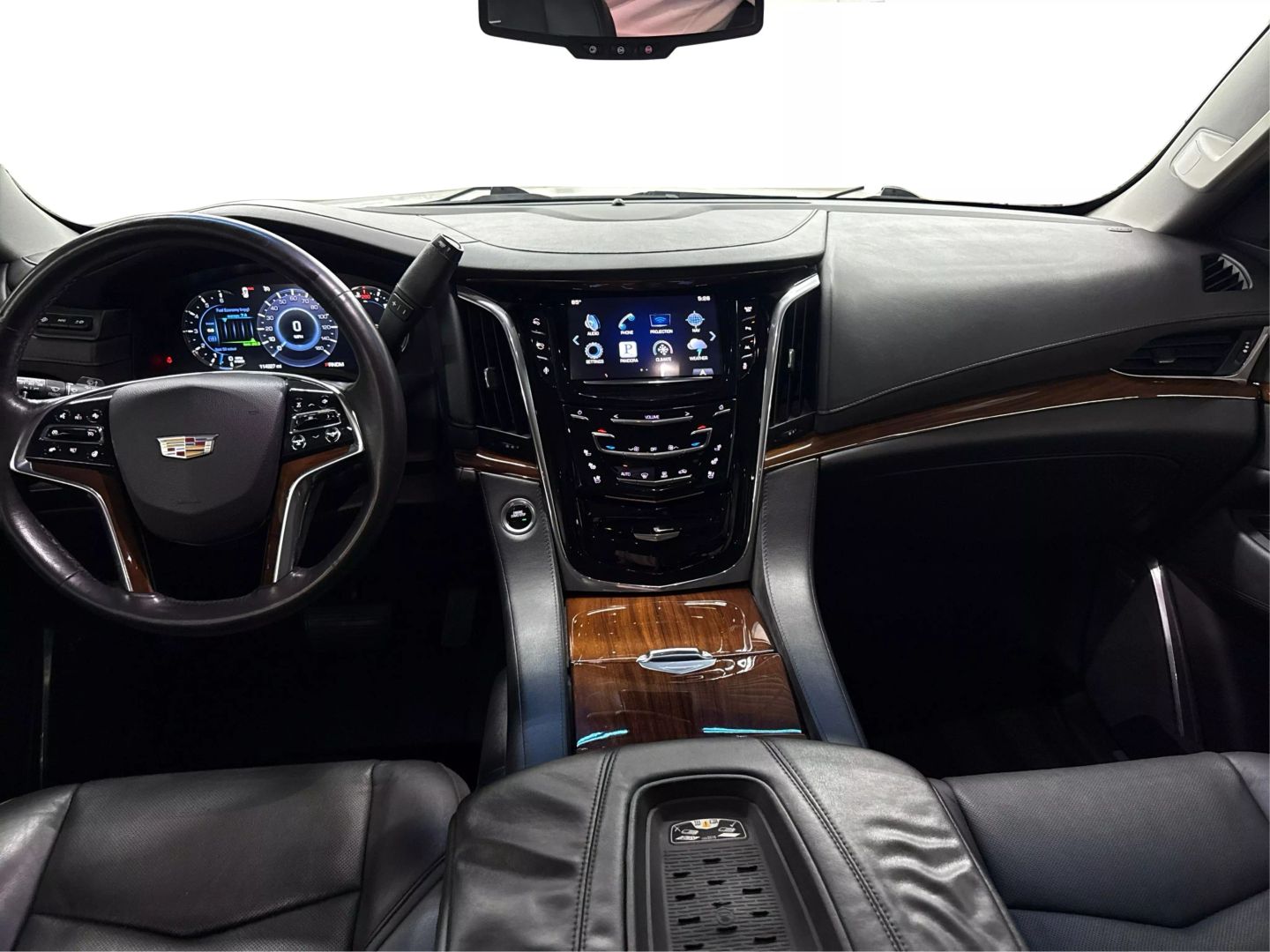 2016 Cadillac Escalade Esv - Image 19