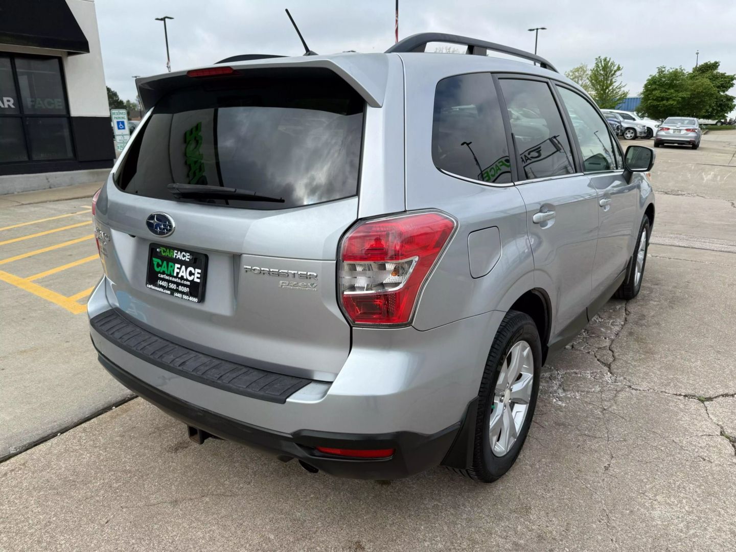 2014 Subaru Forester - Image 13