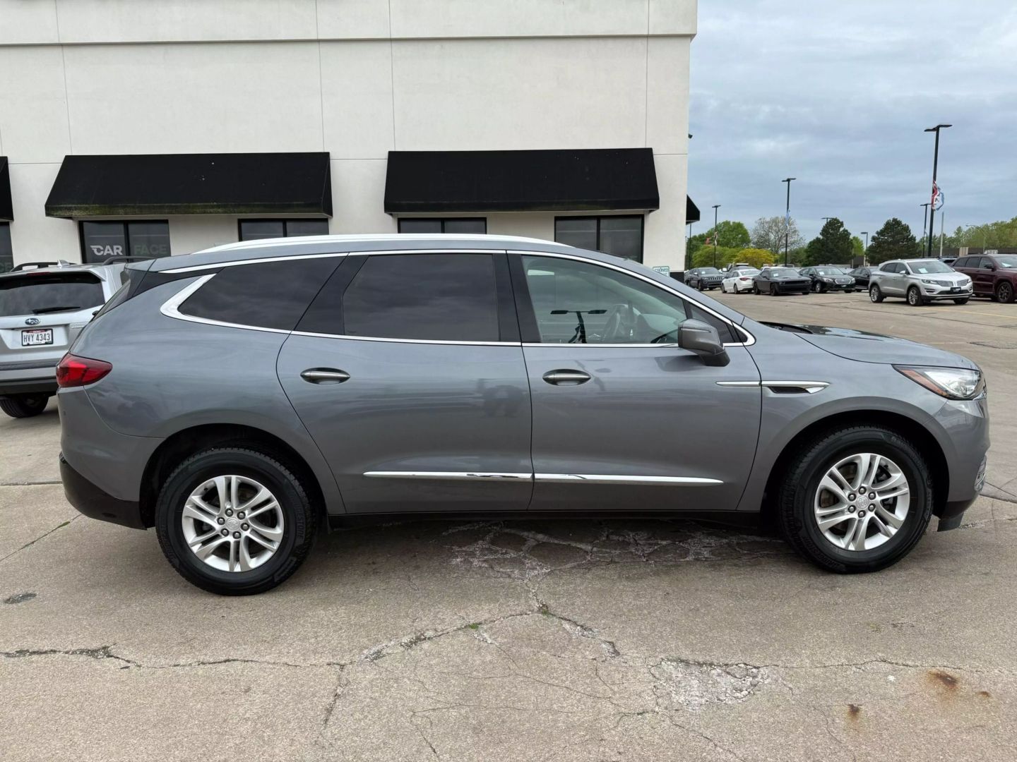 2019 Buick Enclave - Image 17