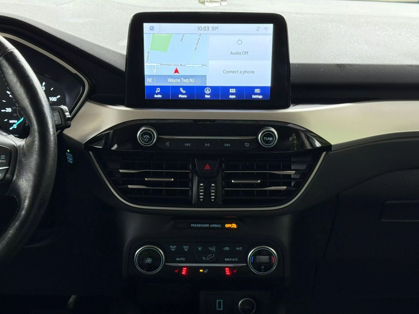 2020 Ford Escape - Image 28