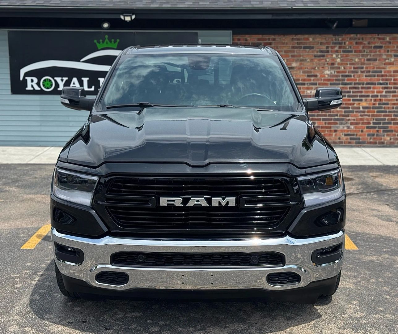 2022 Ram 1500 Crew Cab - Image 4