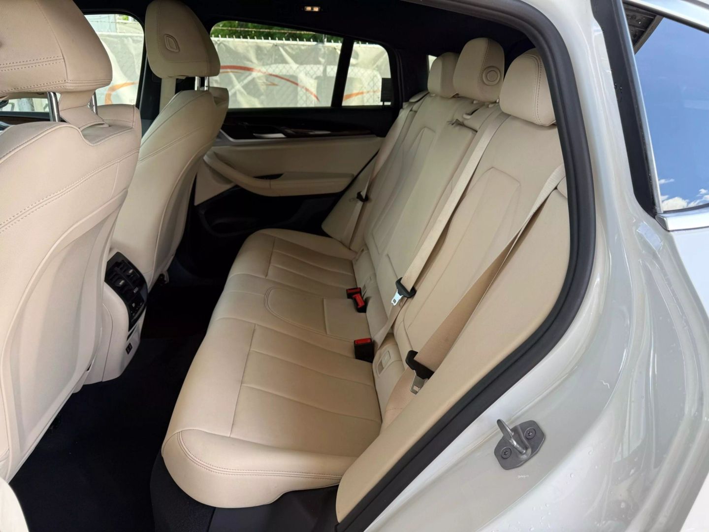 2020 Bmw X4 - Image 18