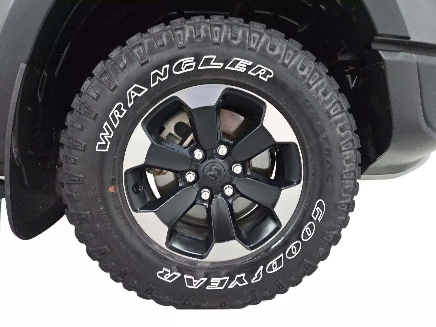 2019 Ram 1500 Quad Cab - Image 14