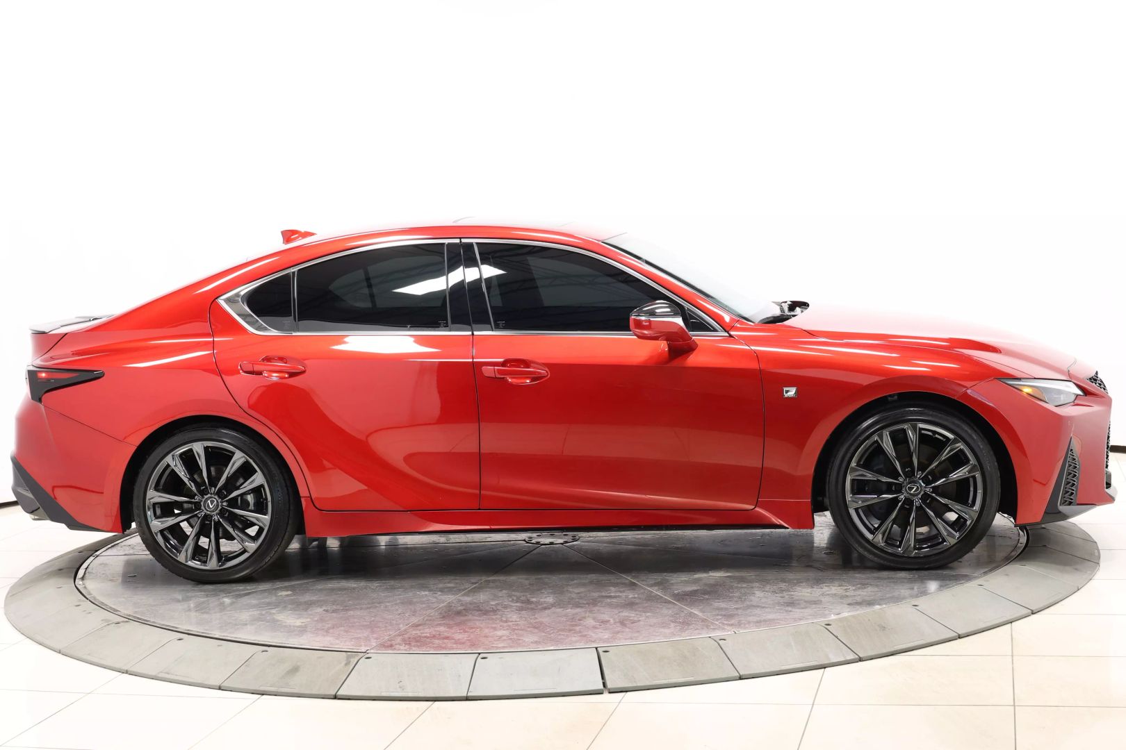 2023 Lexus Is - Image 68