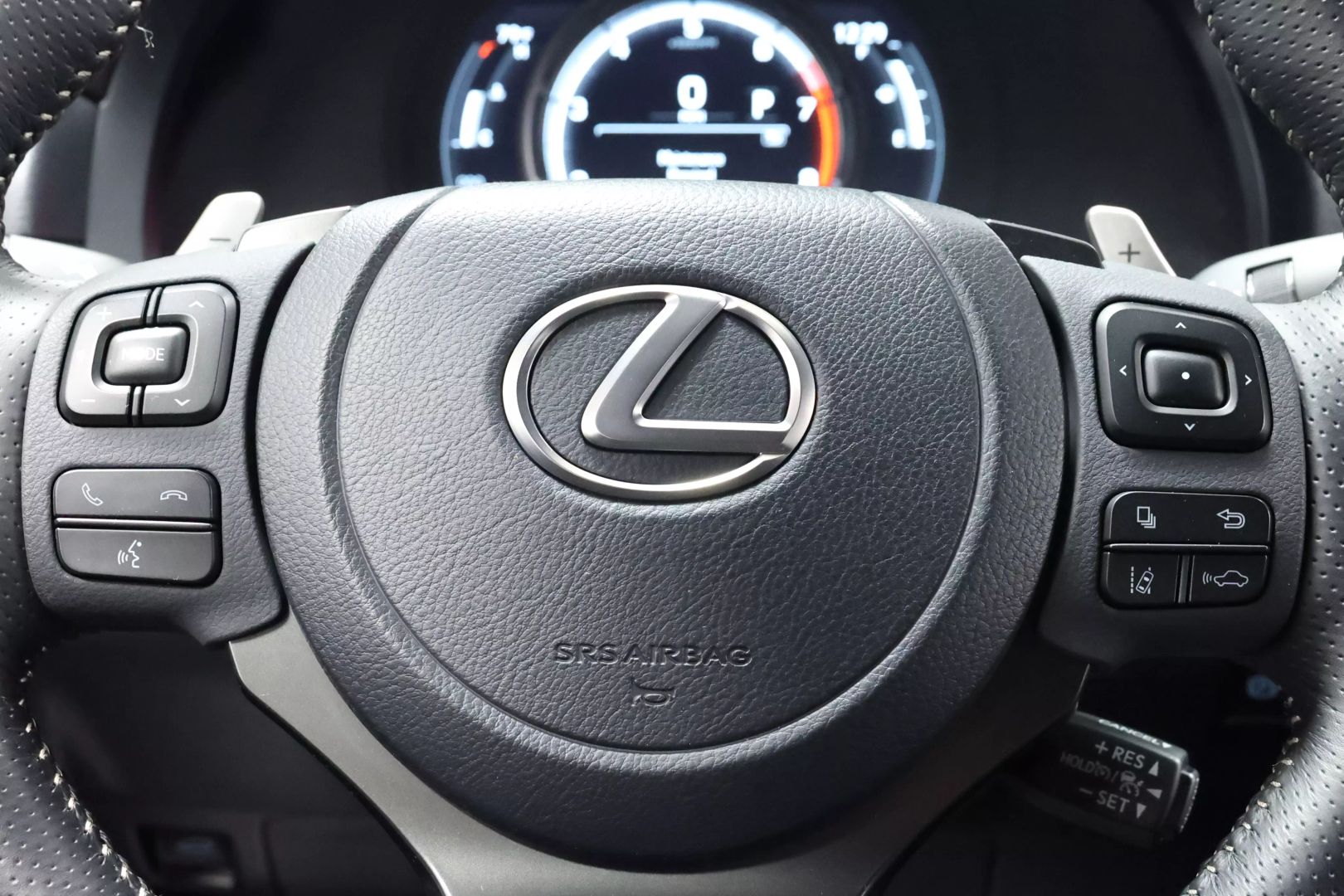 2023 Lexus Is - Image 24