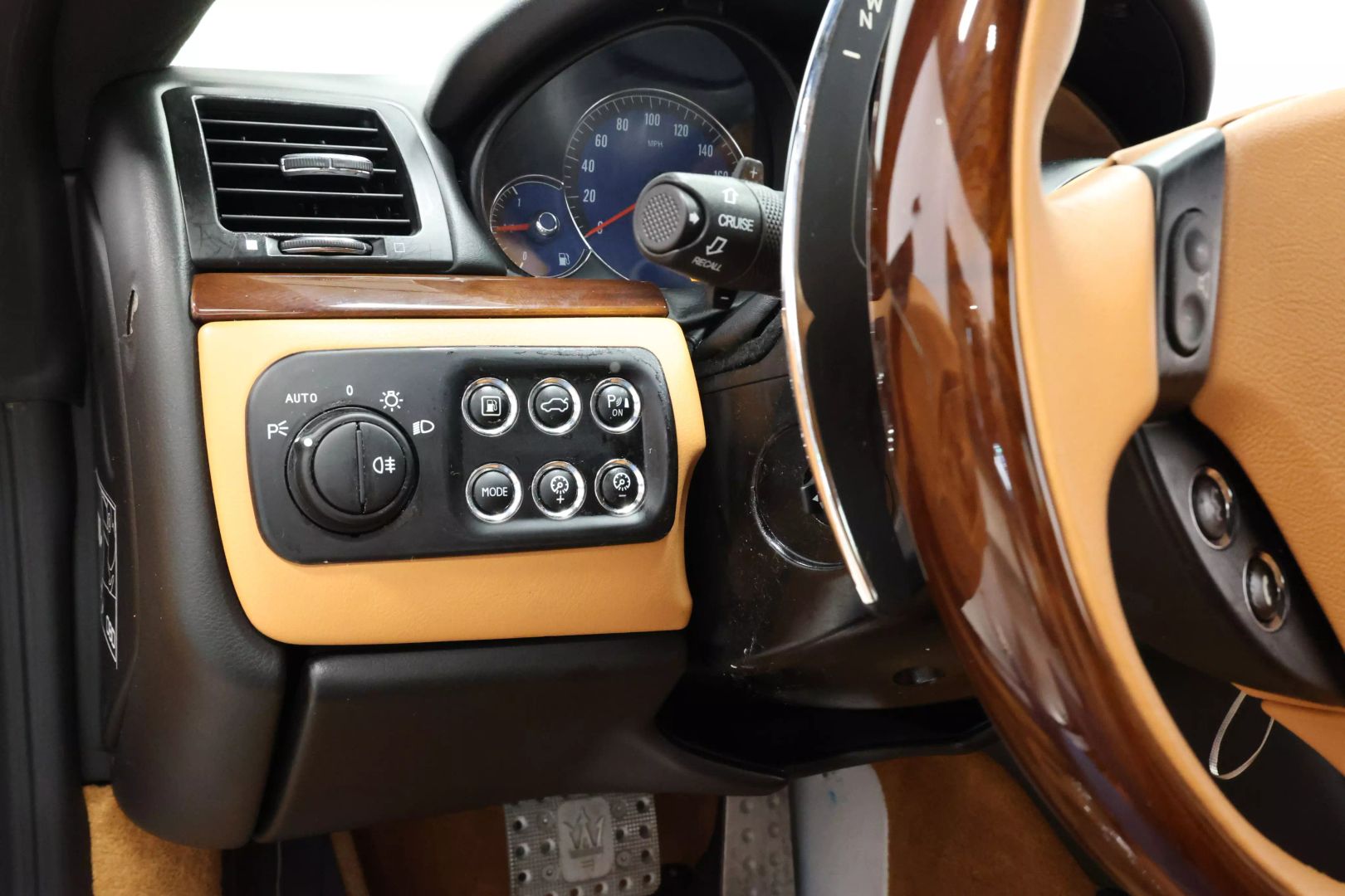 2016 Maserati Granturismo - Image 22