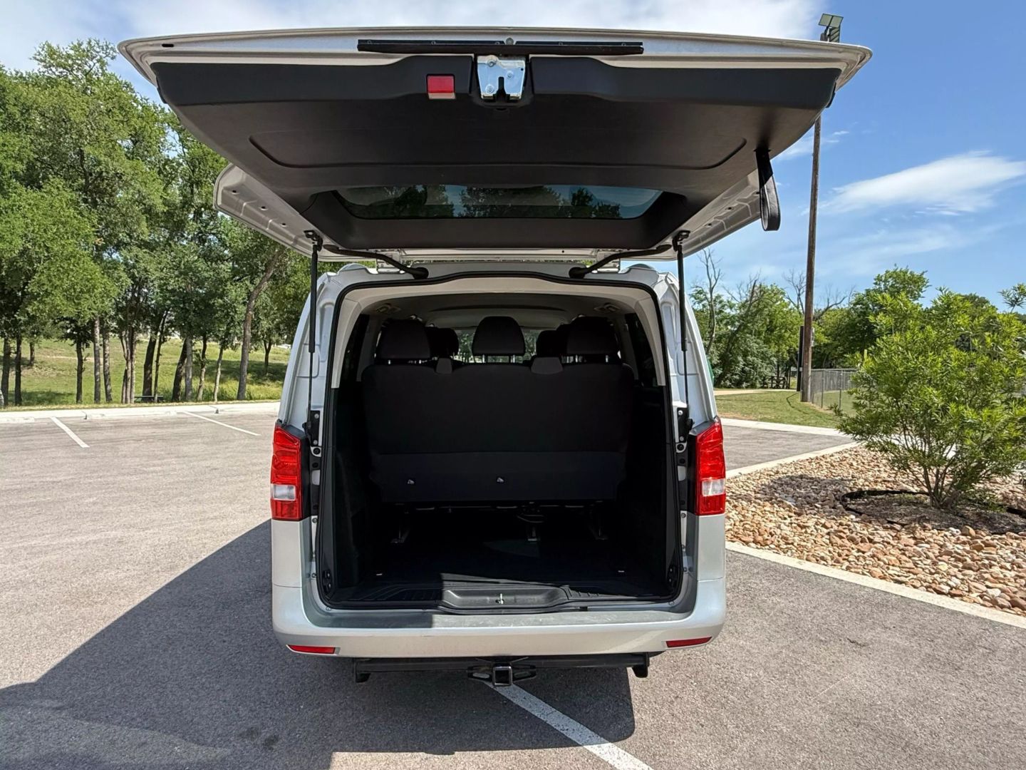 2016 Mercedes-benz Metris Passenger - Image 24
