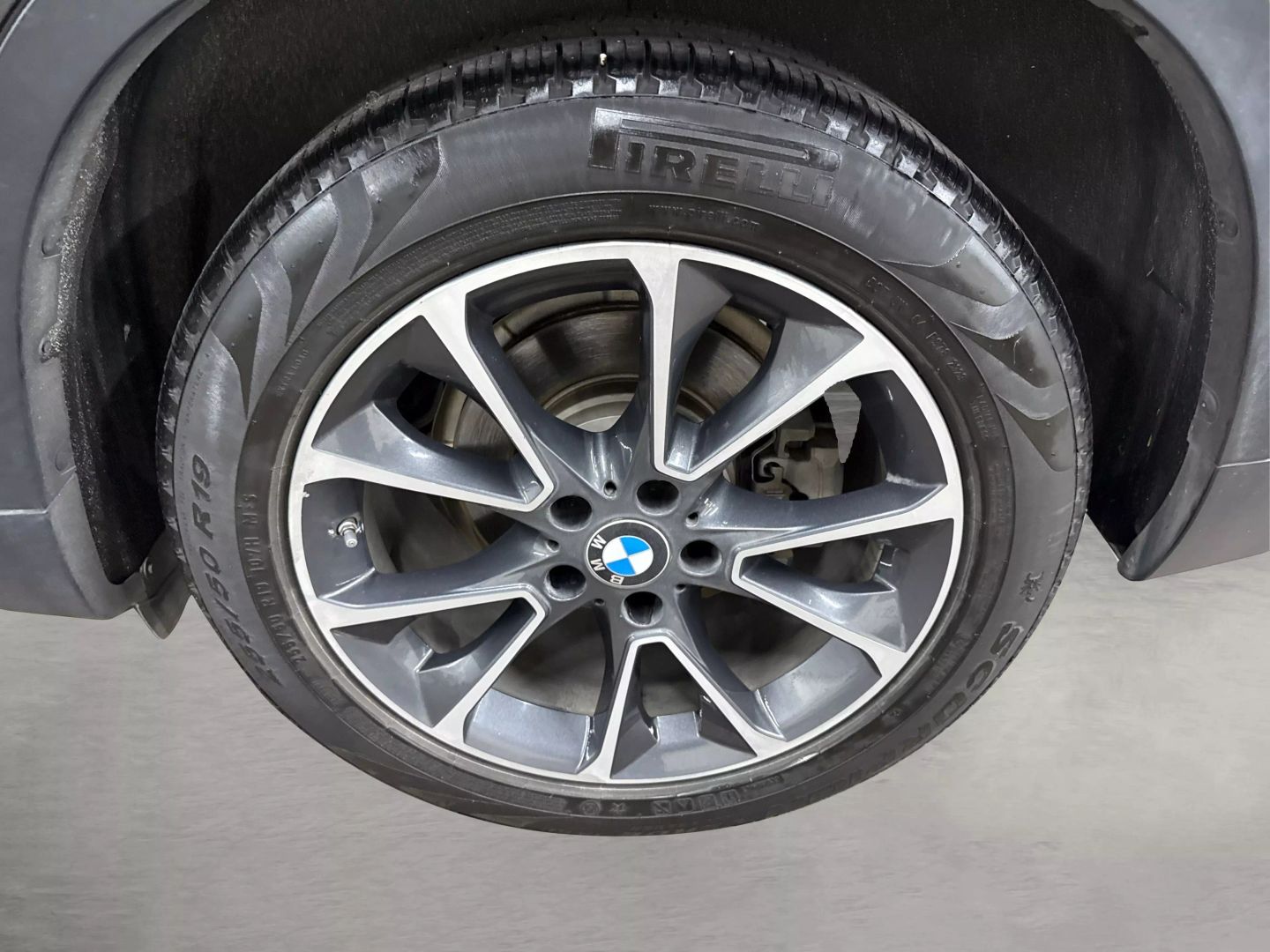 2017 Bmw X5 - Image 17