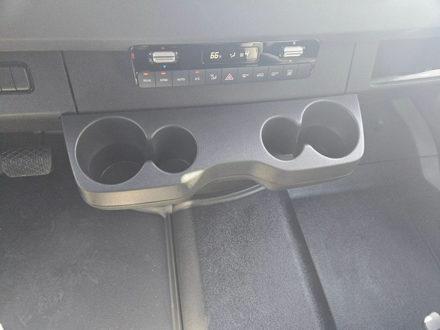 2025 Mercedes-benz Sprinter 2500 Passenger - Image 14
