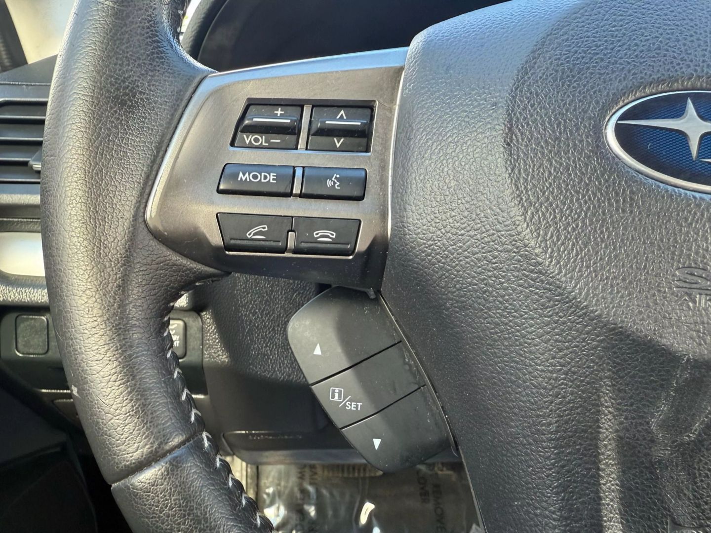 2015 Subaru Forester - Image 32