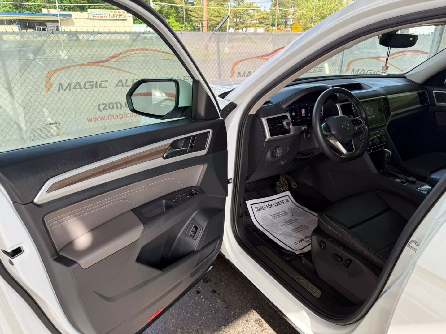 2021 Volkswagen Atlas - Image 14