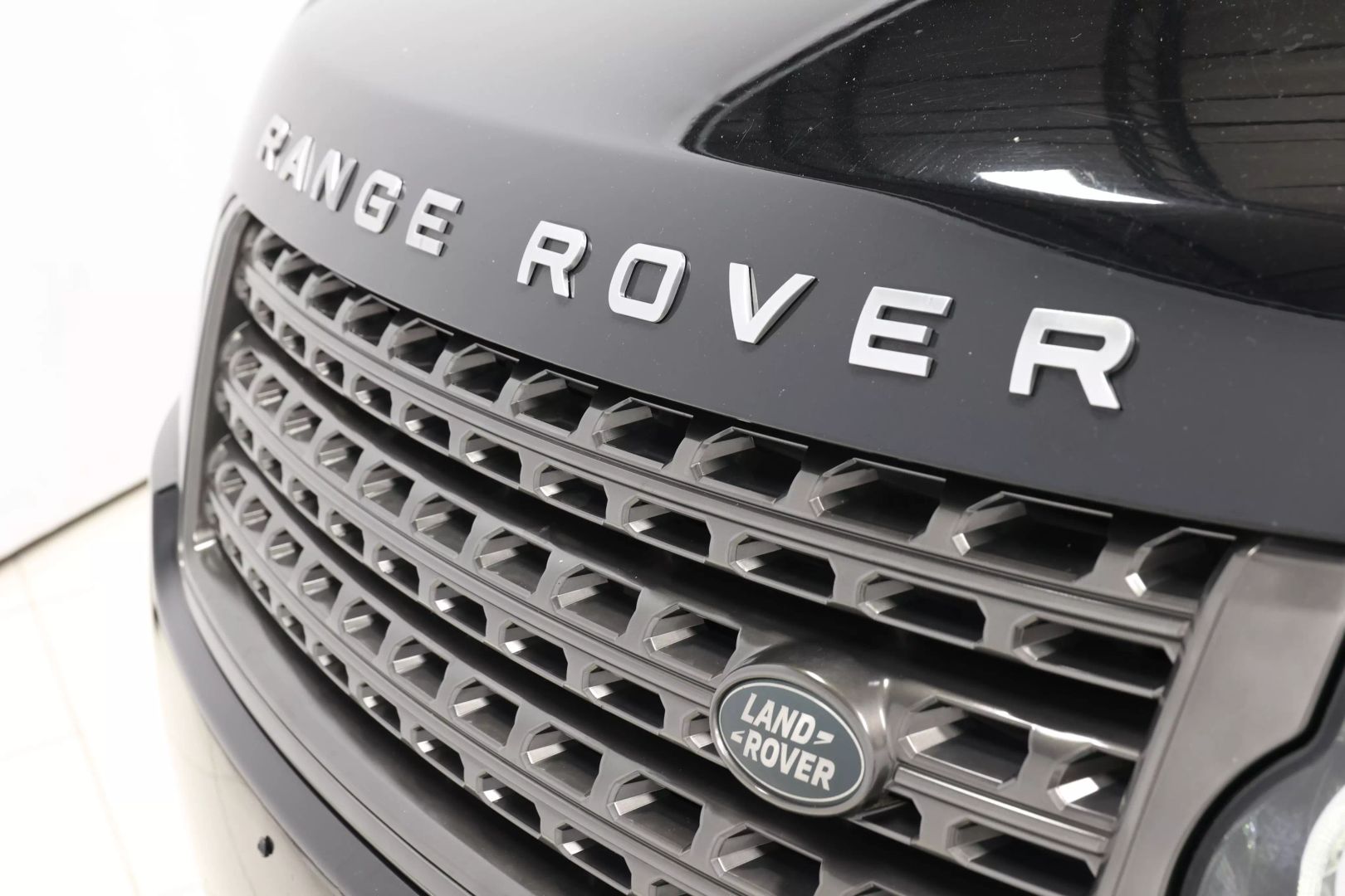 2016 Land Rover Range Rover - Image 119