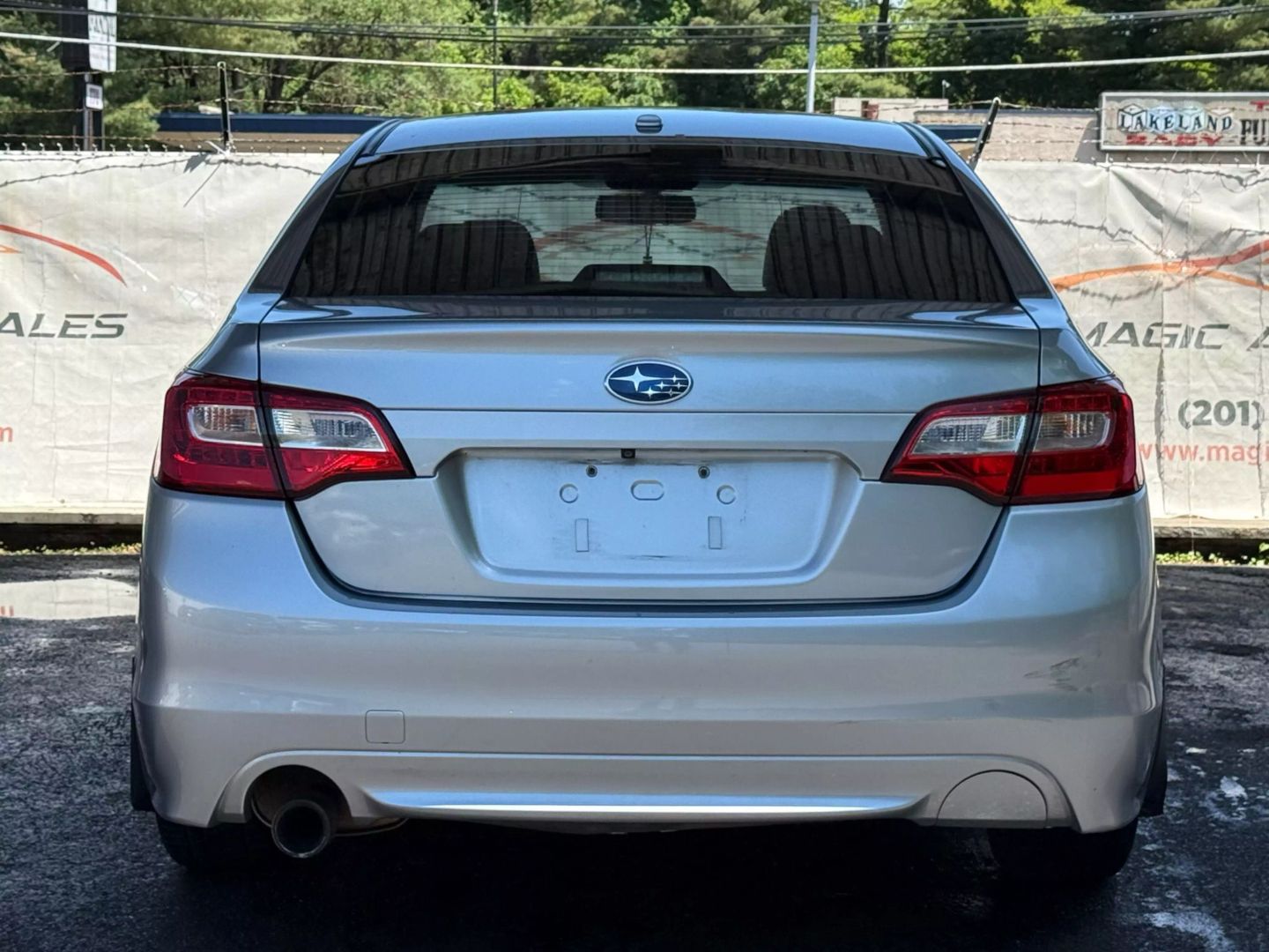 2015 Subaru Legacy - Image 10