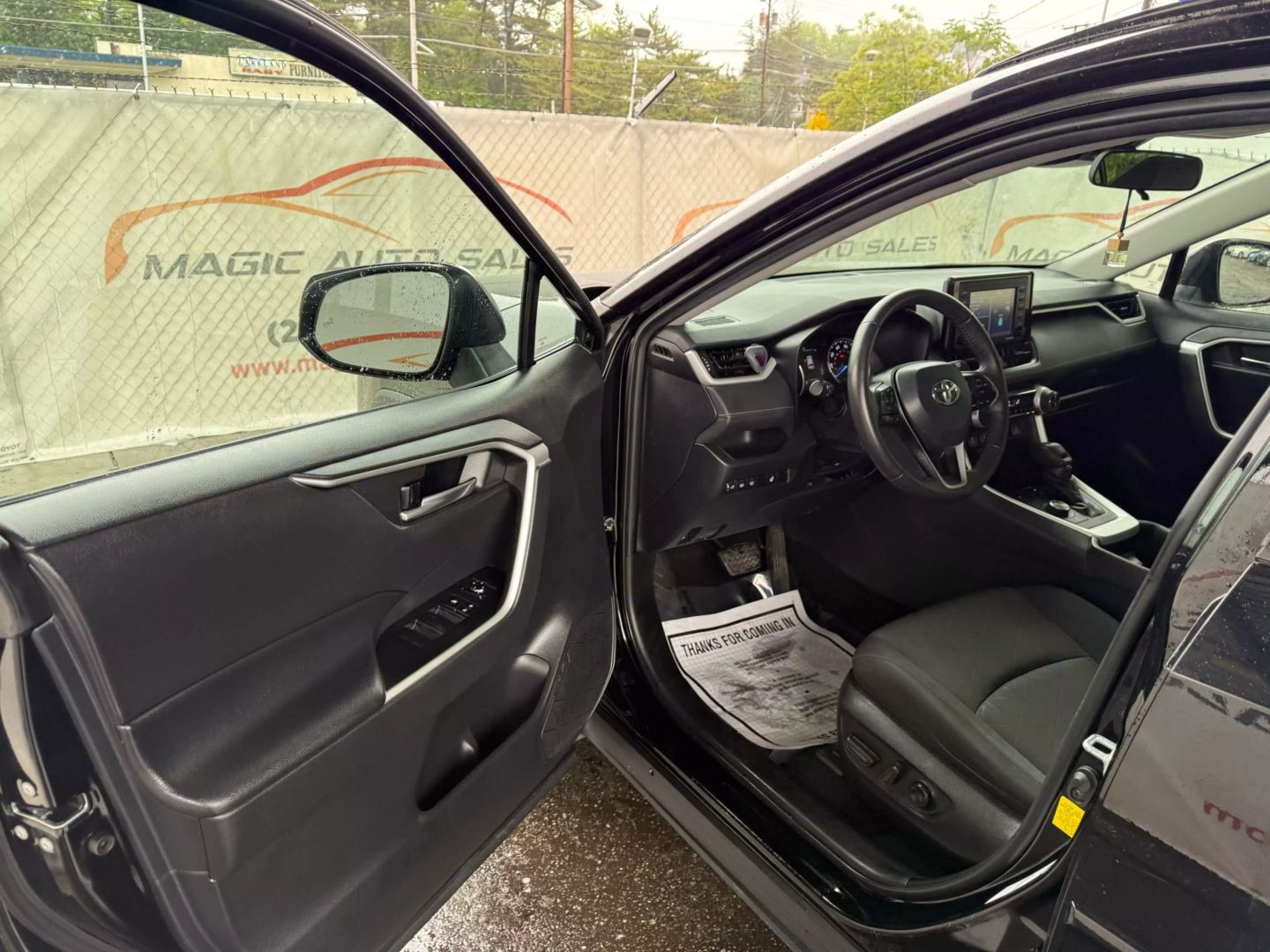 2021 Toyota Rav4 Hybrid - Image 13