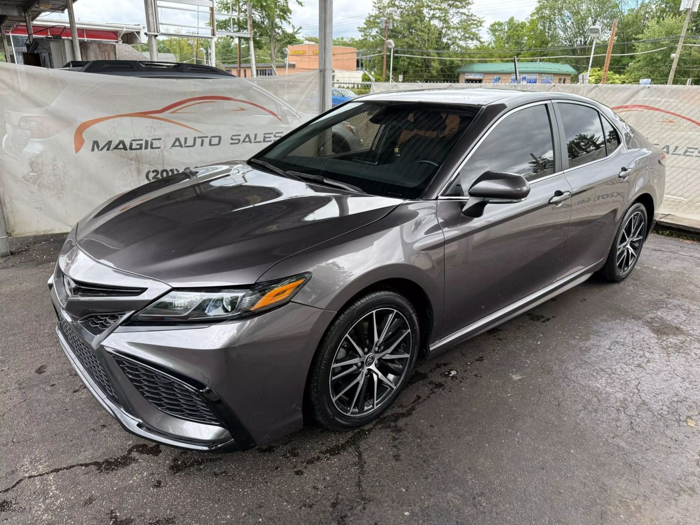 2022 Toyota Camry - Image 8