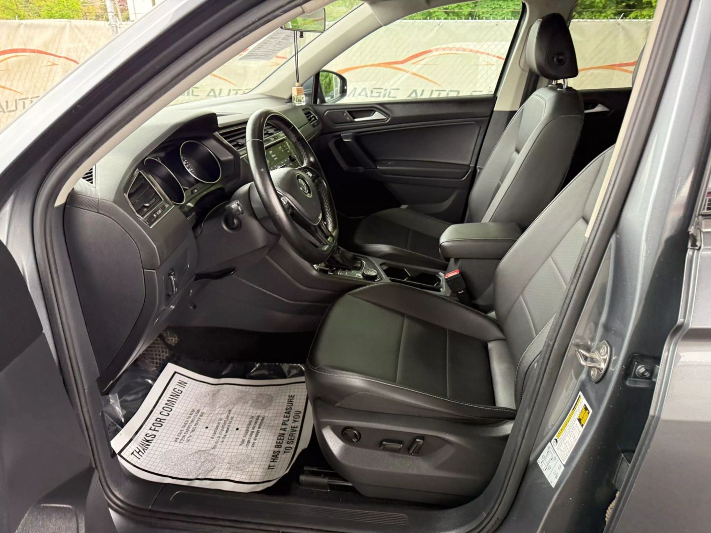 2019 Volkswagen Tiguan - Image 15