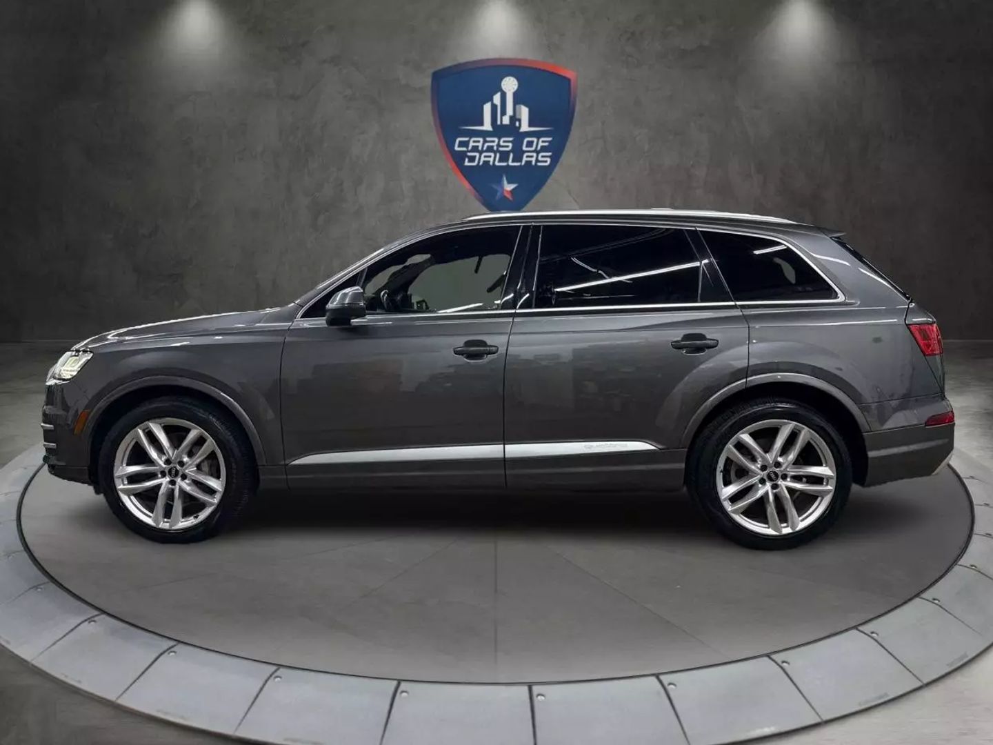 2018 Audi Q7 - Image 2