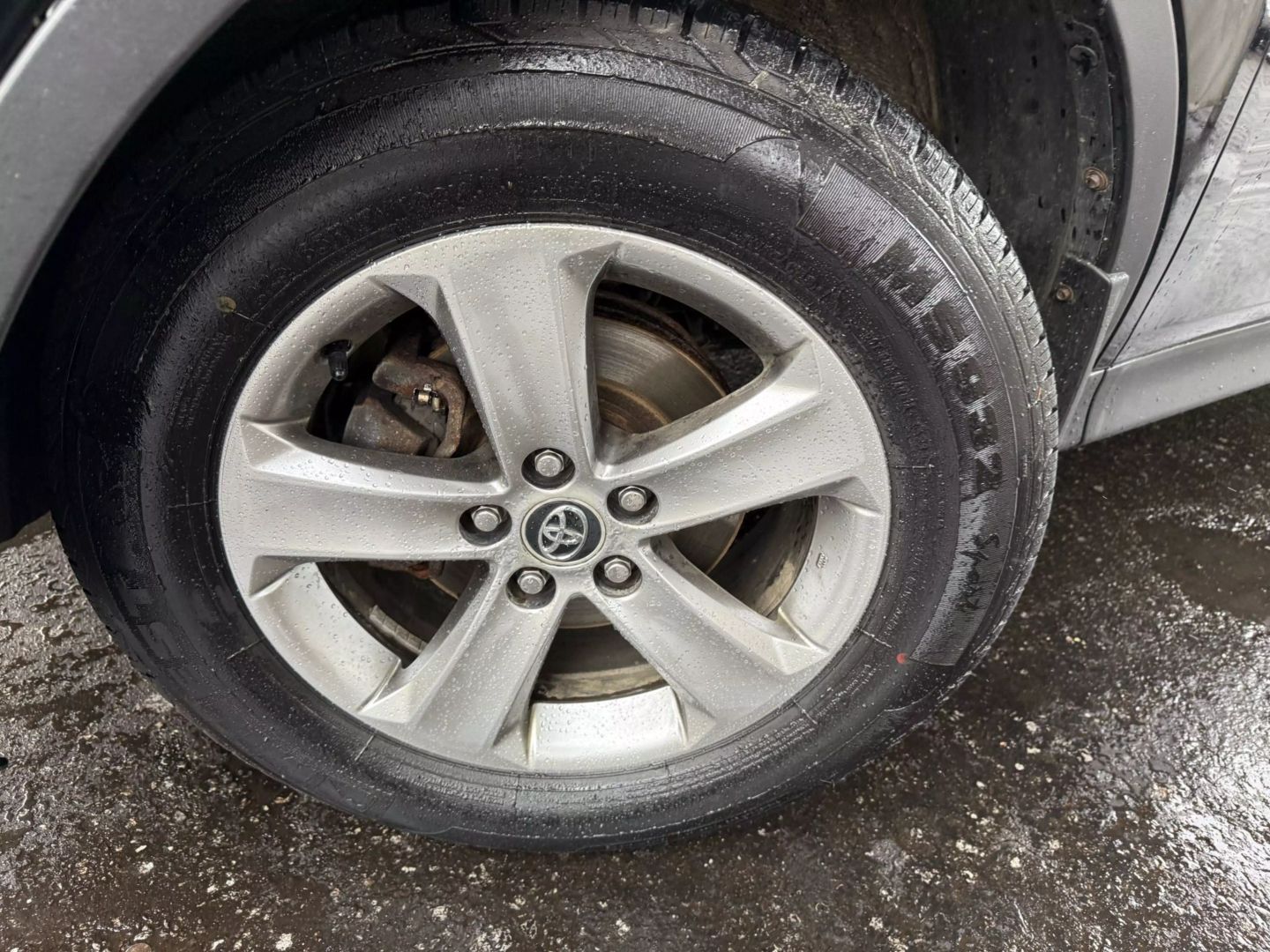 2015 Toyota Rav4 - Image 38