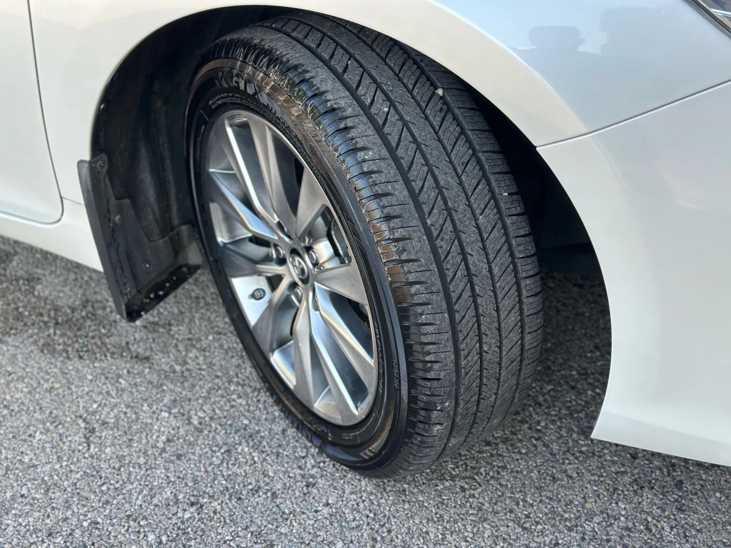 2015 Toyota Camry - Image 68